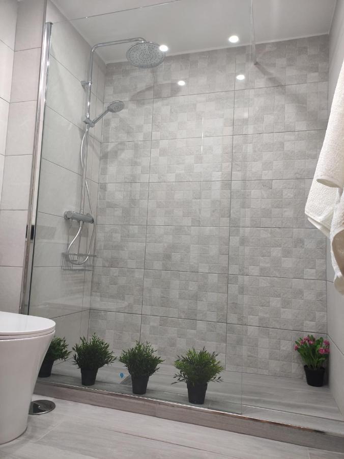 Apartamento La Victoria Málaga Esterno foto